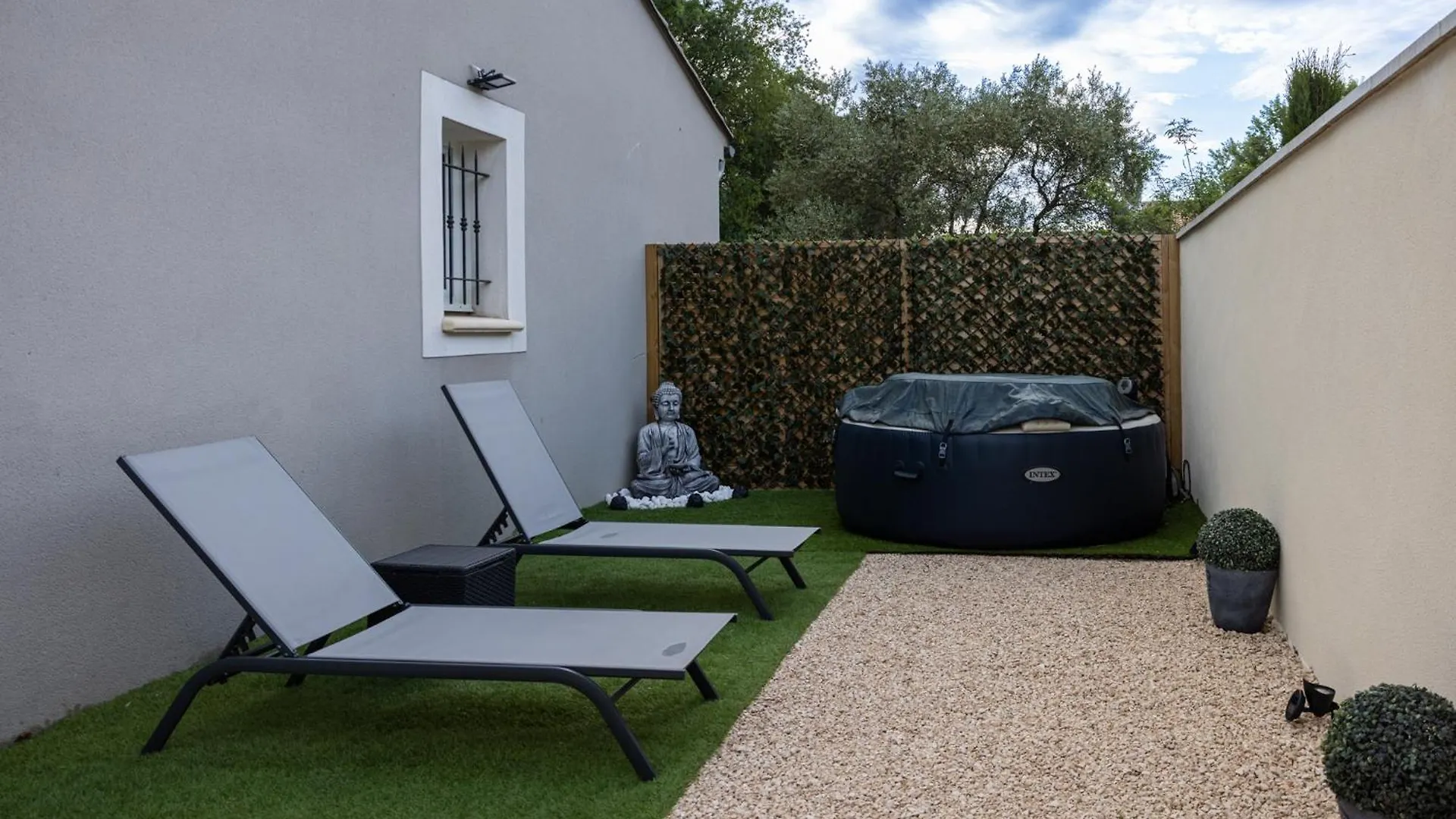 Le Bastidon Des Alpilles Apartment Saint-Etienne-du-Gres 0*,  France